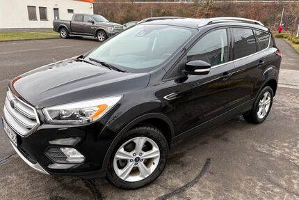 Ford Kuga 93.000 km 14.499 &euro; Illingen 66557