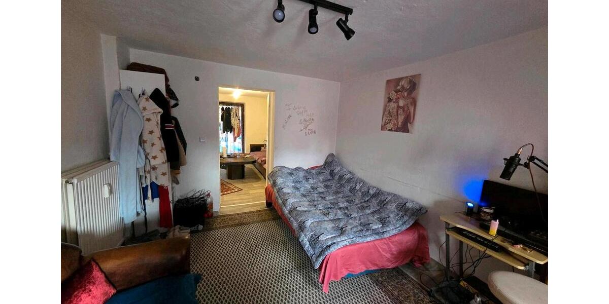 Etagenwohnung Saarbrücken West - 2 Zimmer, 55 m&sup2;, 550&euro; | Angebot:25944420