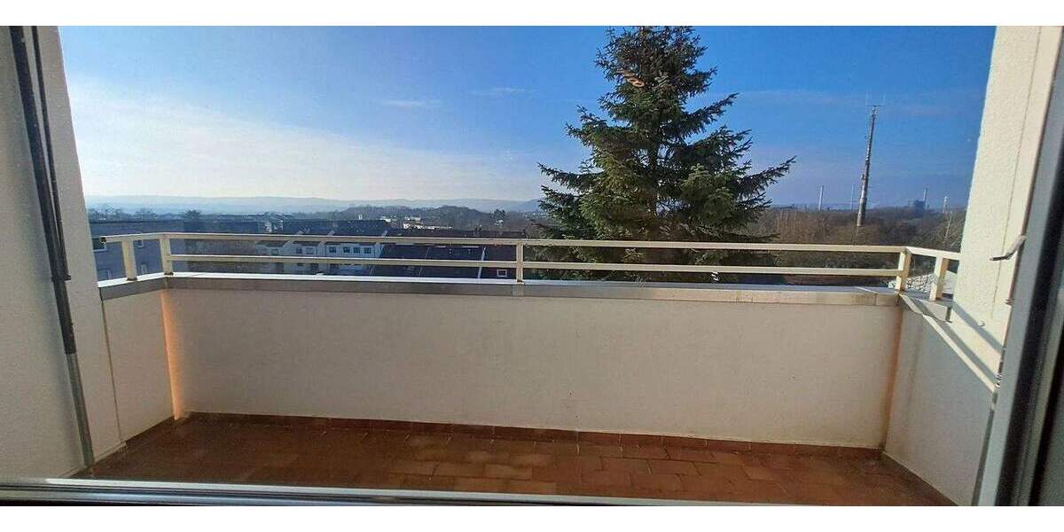 Etagenwohnung Saarlouis Steinrausch - 5 Zimmer, 110 m&sup2;, 189.000&euro; | Angebot:25717551