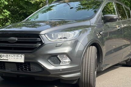 Ford Kuga 123.000 km 15.500 &euro; Saarbrücken 66121