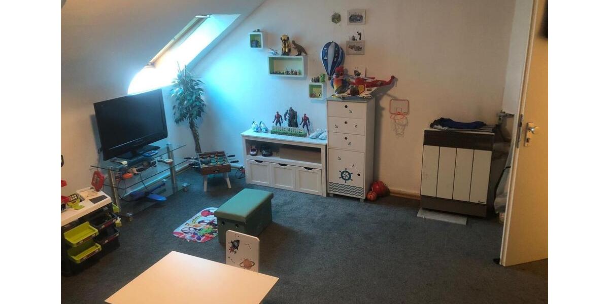 Dachgeschoßwohnung Heusweiler - 3 Zimmer, 65 m&sup2;, 525&euro; | Angebot:25238490