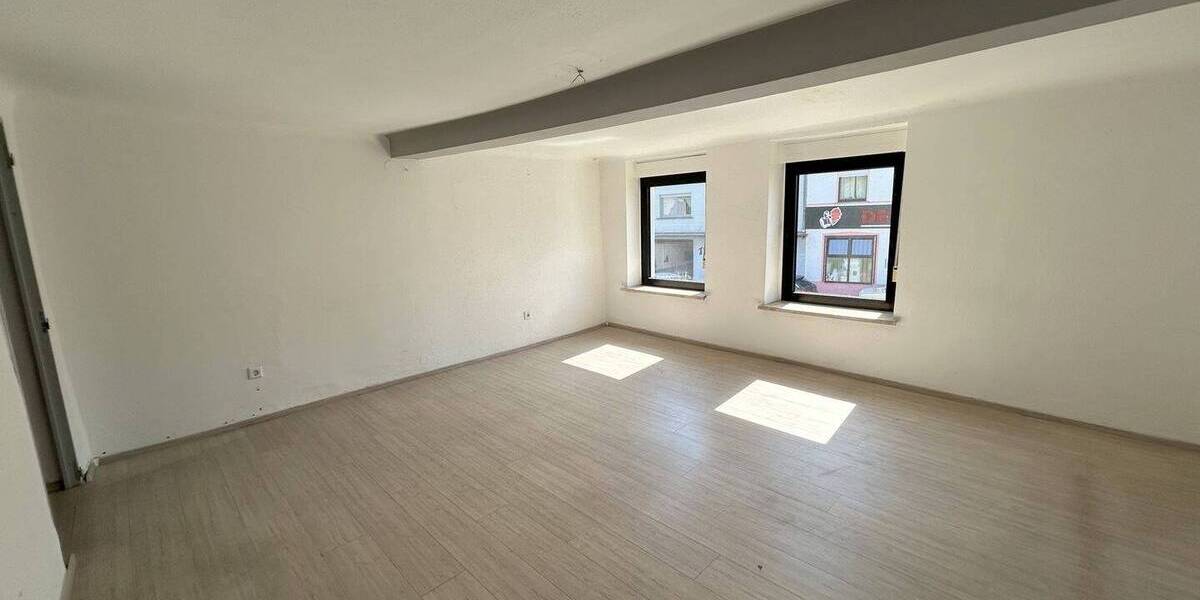 Einfamilienhaus Großrosseln - 4 Zimmer, 149 m&sup2;, 139.000&euro; | Angebot:25684599