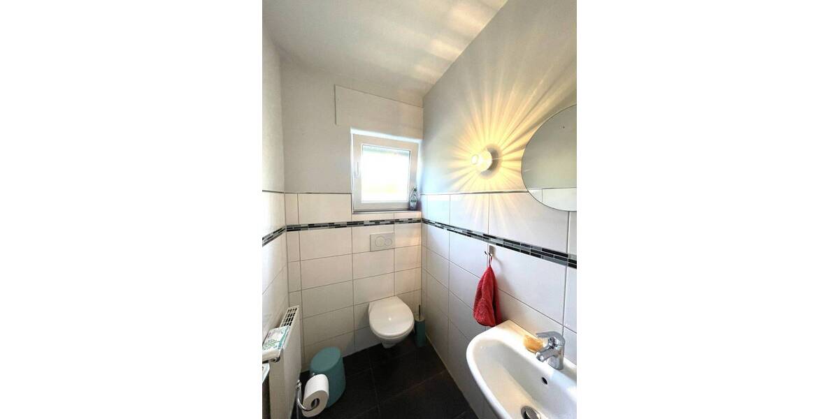 Einfamilienhaus Sankt Ingbert Rohrbach - 9 Zimmer, 275 m&sup2;, 366.000&euro; | Angebot:25735415