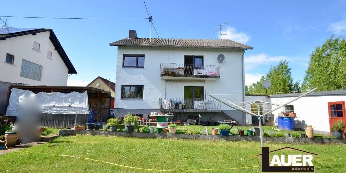 Doppelhaushälfte Völklingen Lauterbach - 6 Zimmer, 164 m&sup2;, 210.000&euro; | Angebot:25729521