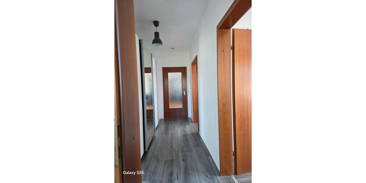 Dachgeschoßwohnung Saarbrücken Neue Bremm - 4 Zimmer, 86 m&sup2;, 270.000&euro; | Angebot:26710994