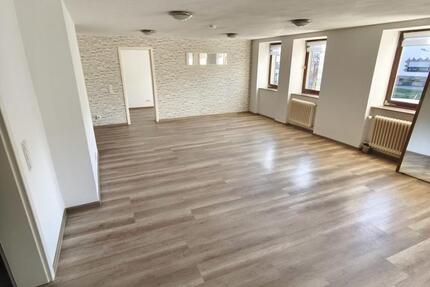 Wohnung Mandelbachtal - 3 Zimmer, 83 m&sup2;, 990&euro; | Angebot:25298082