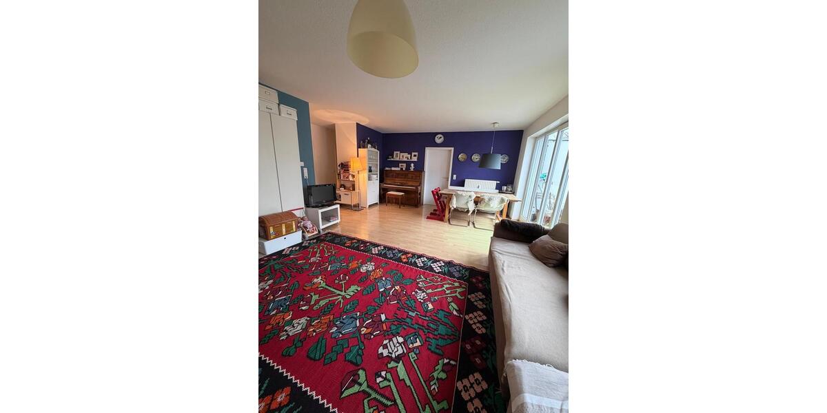 Etagenwohnung Saarbrücken Kieselhumes - 3 Zimmer, 89 m&sup2;, 979&euro; | Angebot:25382375