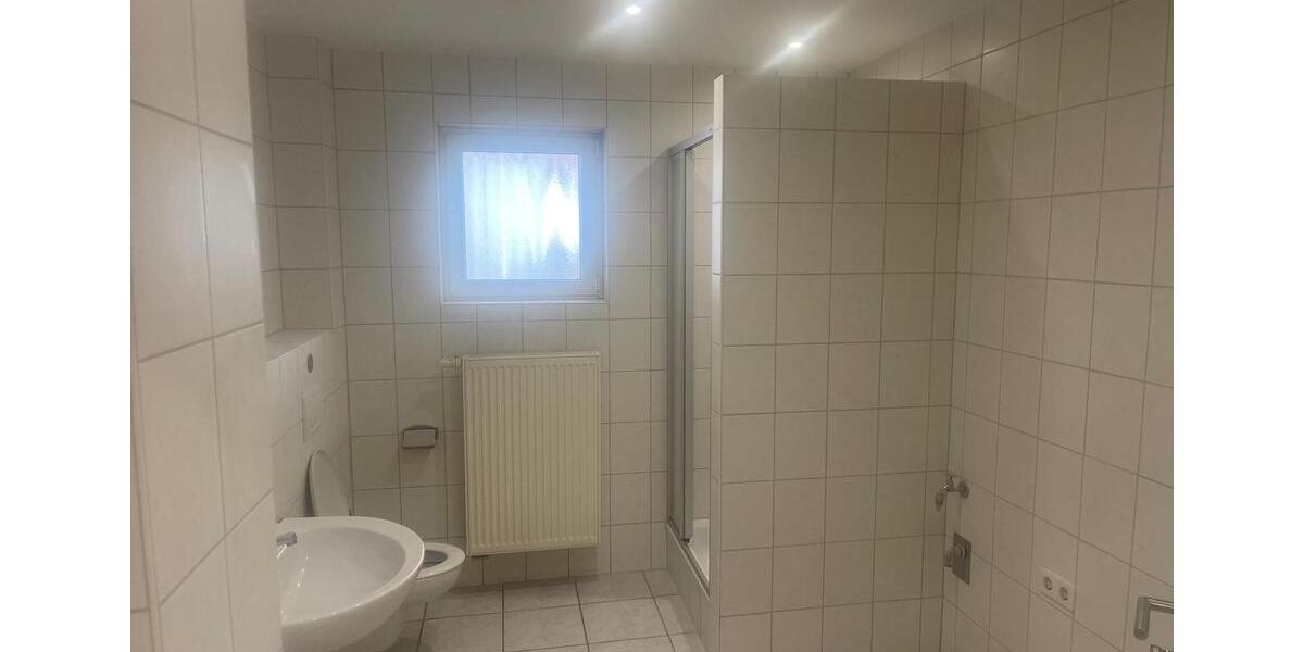 Etagenwohnung Eppelborn - 3 Zimmer, 125 m&sup2;, 1.100&euro; | Angebot:26653369