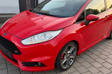Ford Fiesta 182.000 km 6.500 &euro; Schwalbach 66773