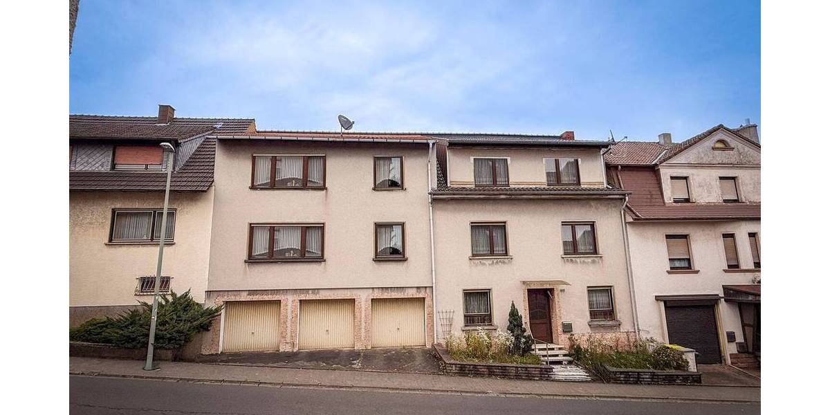Mehrfamilienhaus, Wohnhaus Püttlingen - 275.000&euro; | Angebot:25737021