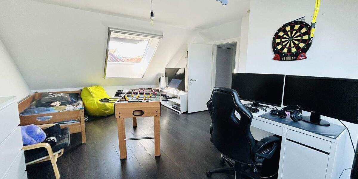 Mehrfamilienhaus, Wohnhaus Neunkirchen Innenstadt - 6 Zimmer, 130 m&sup2;, 219.000&euro; | Angebot:25779641