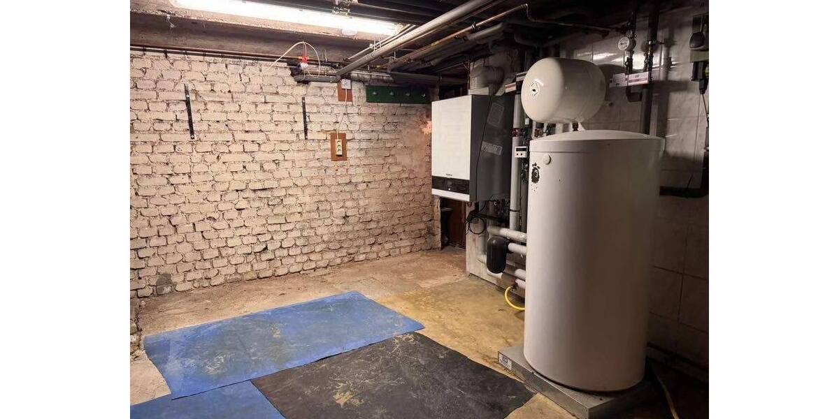 Mehrfamilienhaus, Wohnhaus Saarbrücken Scheidt - 9 Zimmer, 189 m&sup2;, 259.000&euro; | Angebot:26875325