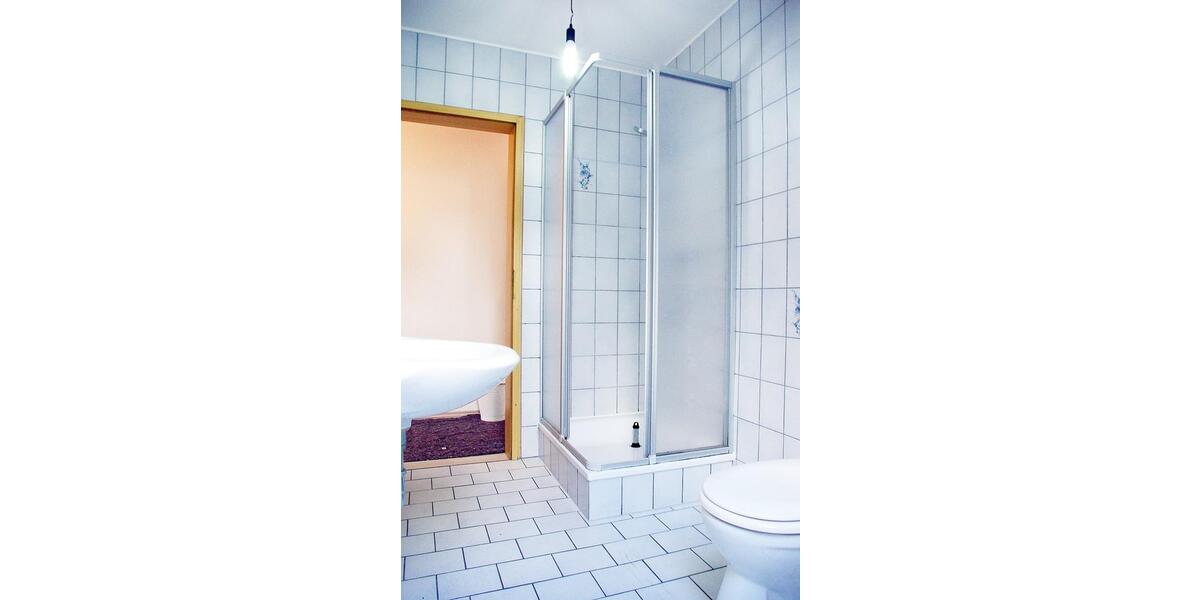 Dachgeschoßwohnung Riegelsberg - 3 Zimmer, 100 m&sup2;, 750&euro; | Angebot:25883822