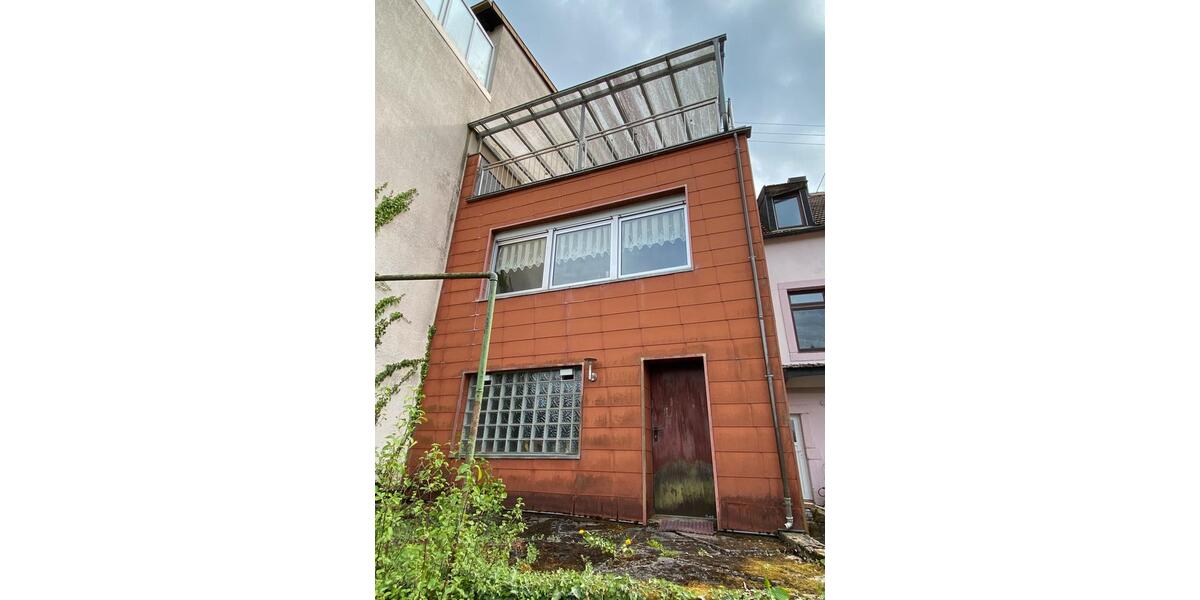 Einfamilienhaus Sankt Wendel - 7 Zimmer, 90 m&sup2;, 125.000&euro; | Angebot:26483010