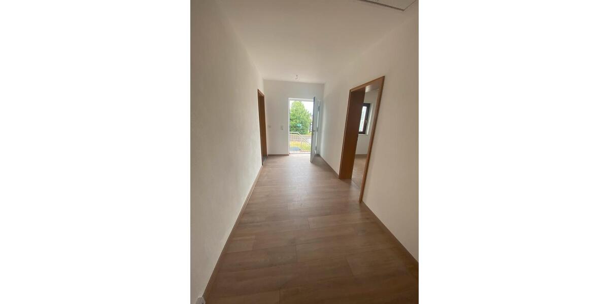 Dachgeschoßwohnung Saarlouis - 3 Zimmer, 81 m&sup2;, 820&euro; | Angebot:25712634