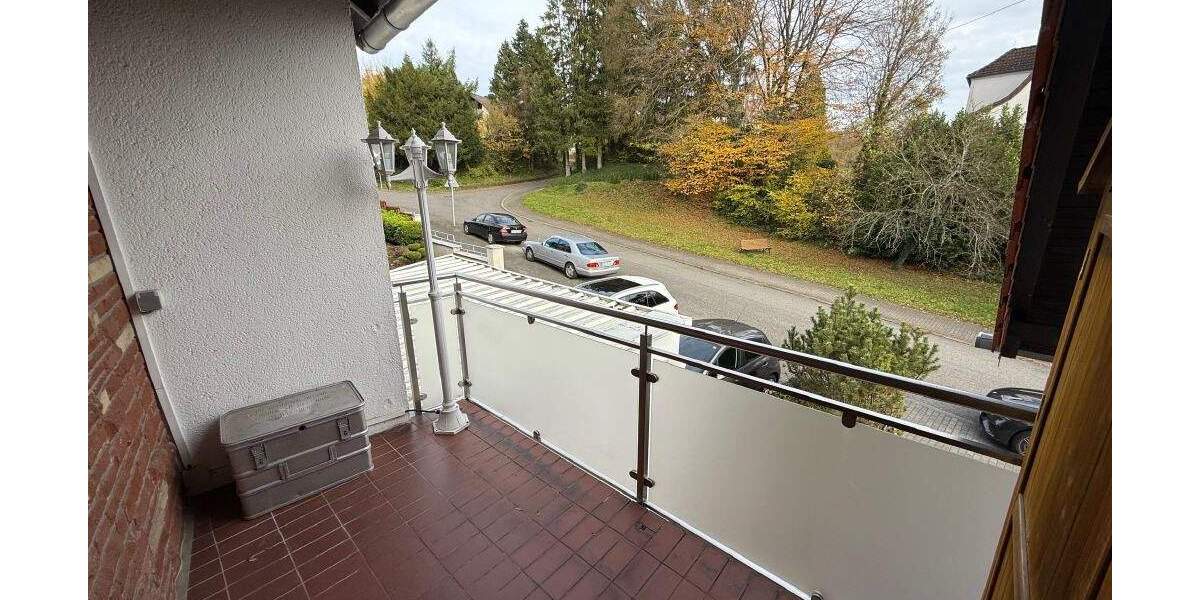 Etagenwohnung Saarbrücken Brebach-Fechingen - 4 Zimmer, 86 m&sup2;, 229.000&euro; | Angebot:25695570