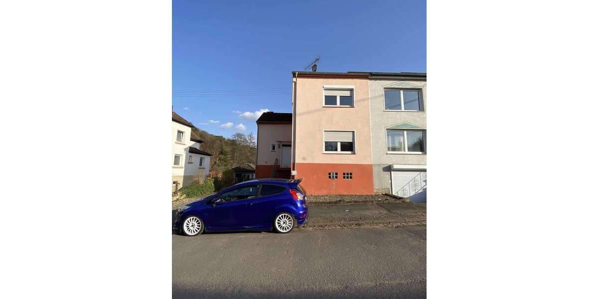 Einfamilienhaus Wadgassen - 3 Zimmer, 90 m&sup2;, 125.000&euro; | Angebot:25873901