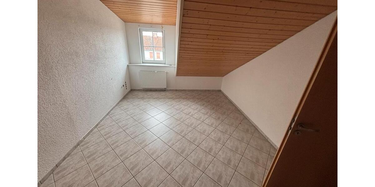 Bauernhaus, Landhaus Wallerfangen - 6.5 Zimmer, 224 m&sup2;, 335.000&euro; | Angebot:25811799