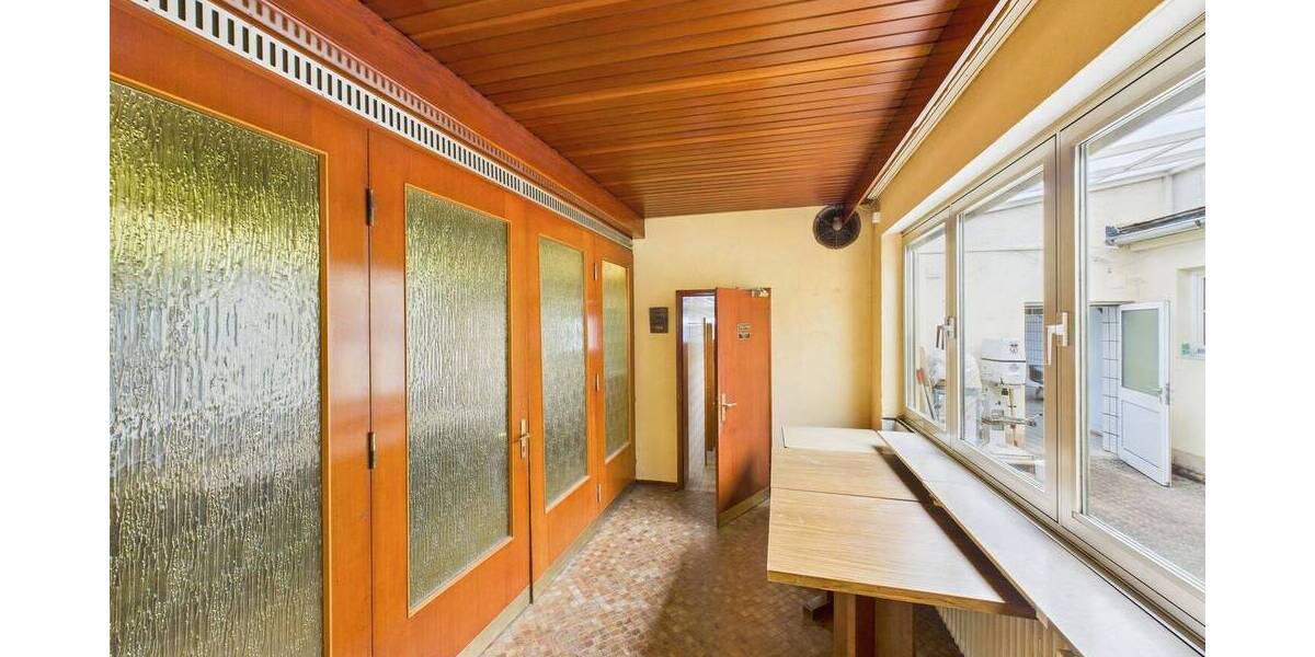 Einfamilienhaus Saarlouis Lisdorf - 8 Zimmer, 244 m&sup2;, 590.000&euro; | Angebot:25687196