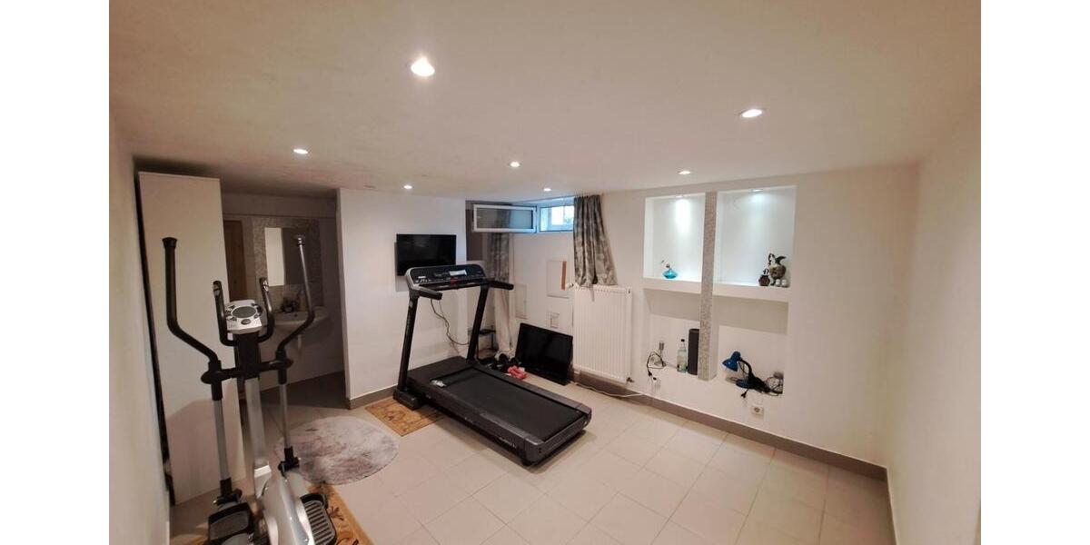 Reihenhaus Neunkirchen - 6 Zimmer, 145 m&sup2;, 265.000&euro; | Angebot:26716802
