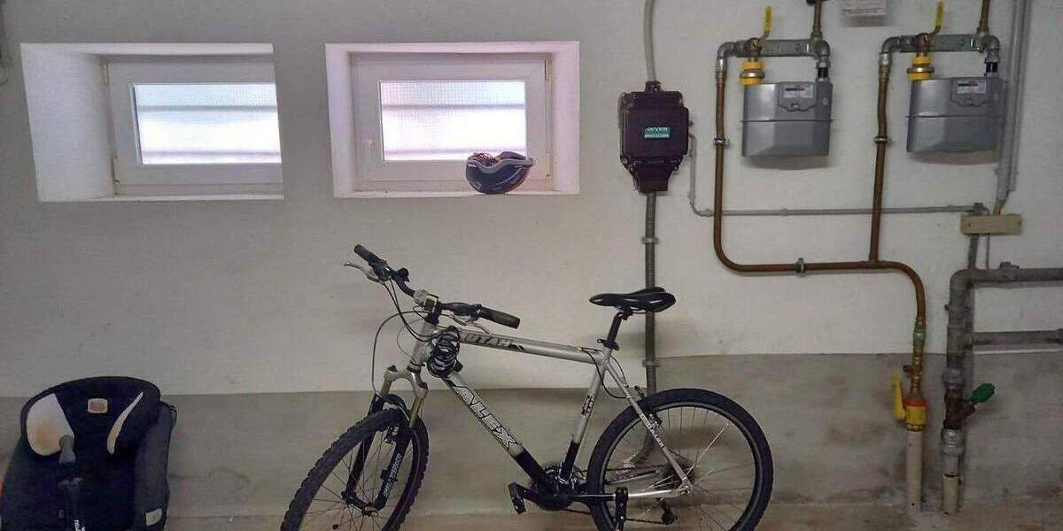 Mehrfamilienhaus, Wohnhaus Sankt Ingbert St. Ingbert - 7 Zimmer, 200 m&sup2;, 329.000&euro; | Angebot:25683917