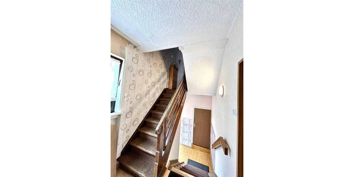 Mehrfamilienhaus, Wohnhaus Eppelborn Wiesbach - 7 Zimmer, 137 m&sup2;, 125.000&euro; | Angebot:25701150