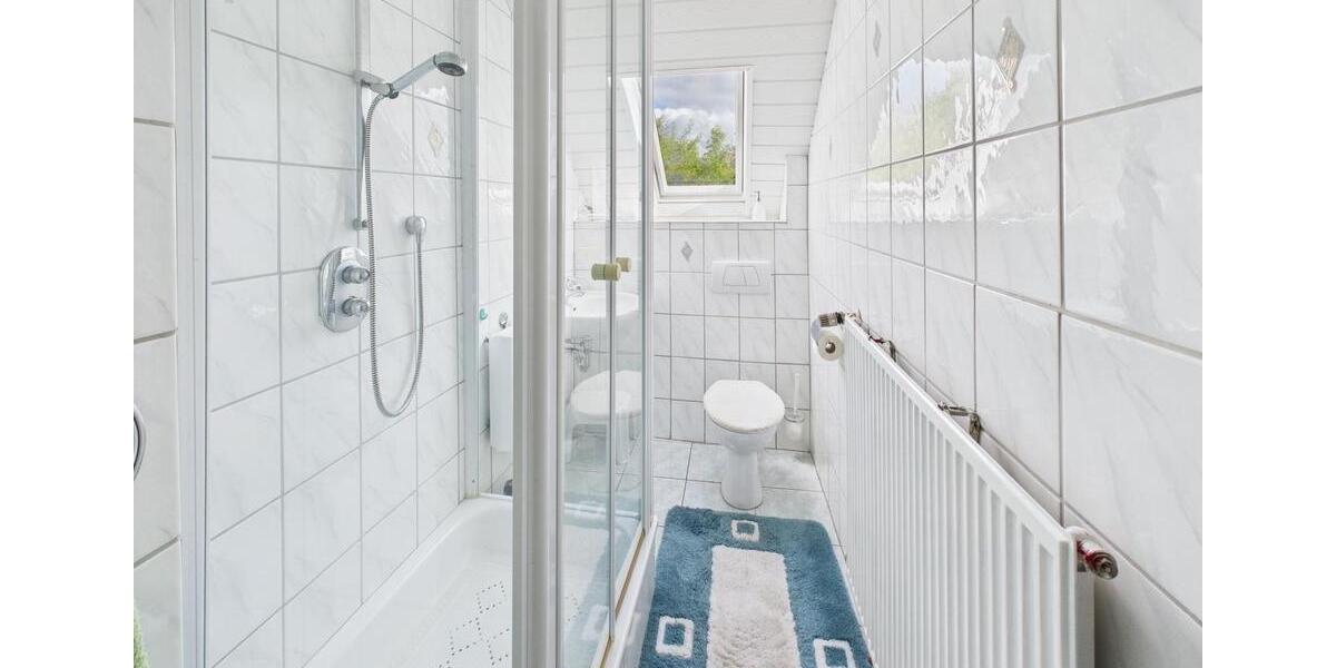 Dachgeschoßwohnung Neunkirchen Heinitz - 3 Zimmer, 70 m&sup2;, 580&euro; | Angebot:24805151