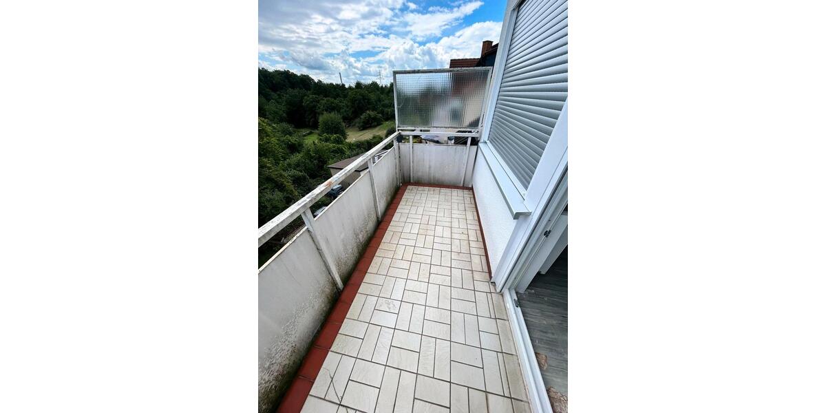 Dachgeschoßwohnung Quierschied - 2 Zimmer, 54 m&sup2;, 530&euro; | Angebot:25883547