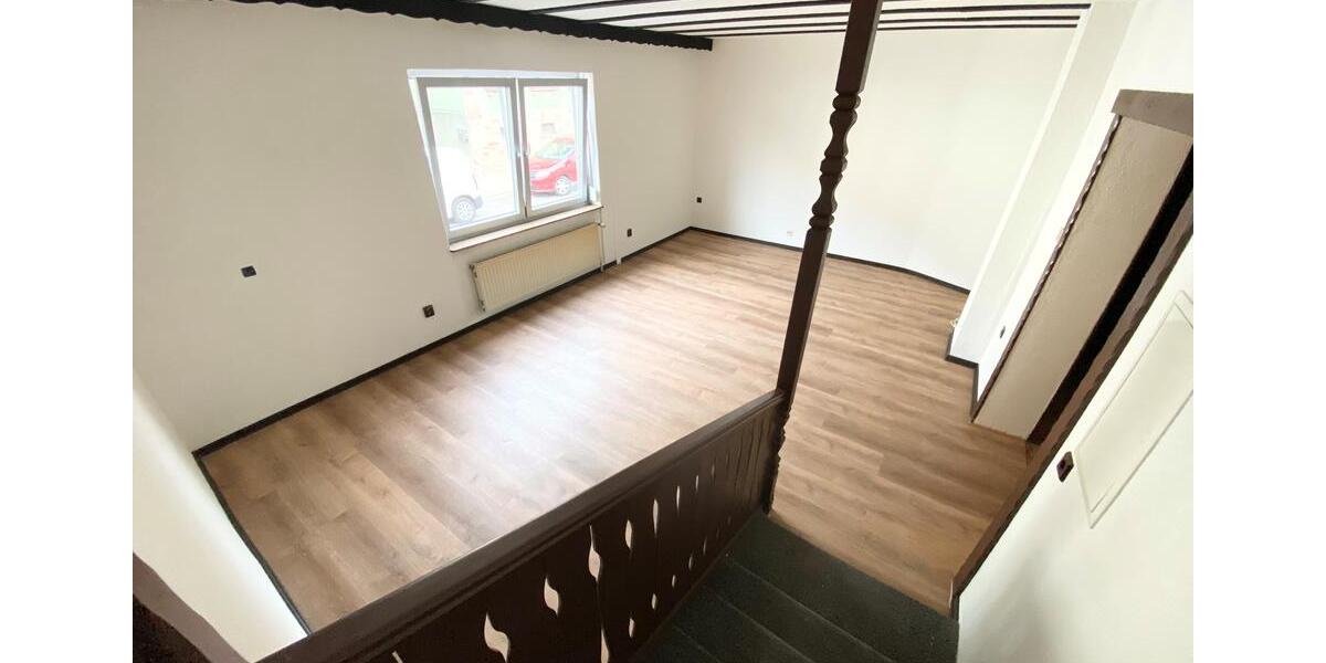 Etagenwohnung Saarbrücken Ensheim - 3 Zimmer, 109 m&sup2;, 700&euro; | Angebot:24324446