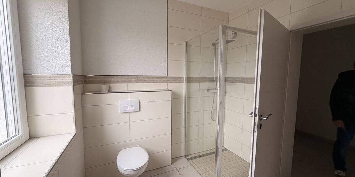 Mehrfamilienhaus, Wohnhaus Schiffweiler - 6 Zimmer, 184 m&sup2;, 265.000&euro; | Angebot:26641339