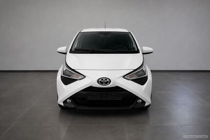 Toyota Aygo (X) 92.044 km 6.999 &euro; Homburg 66424