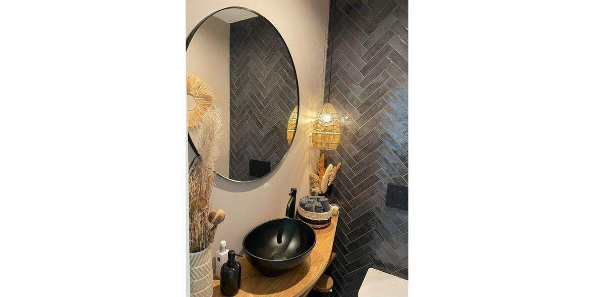 Einfamilienhaus Großrosseln - 9 Zimmer, 342 m&sup2;, 699.000&euro; | Angebot:25797882