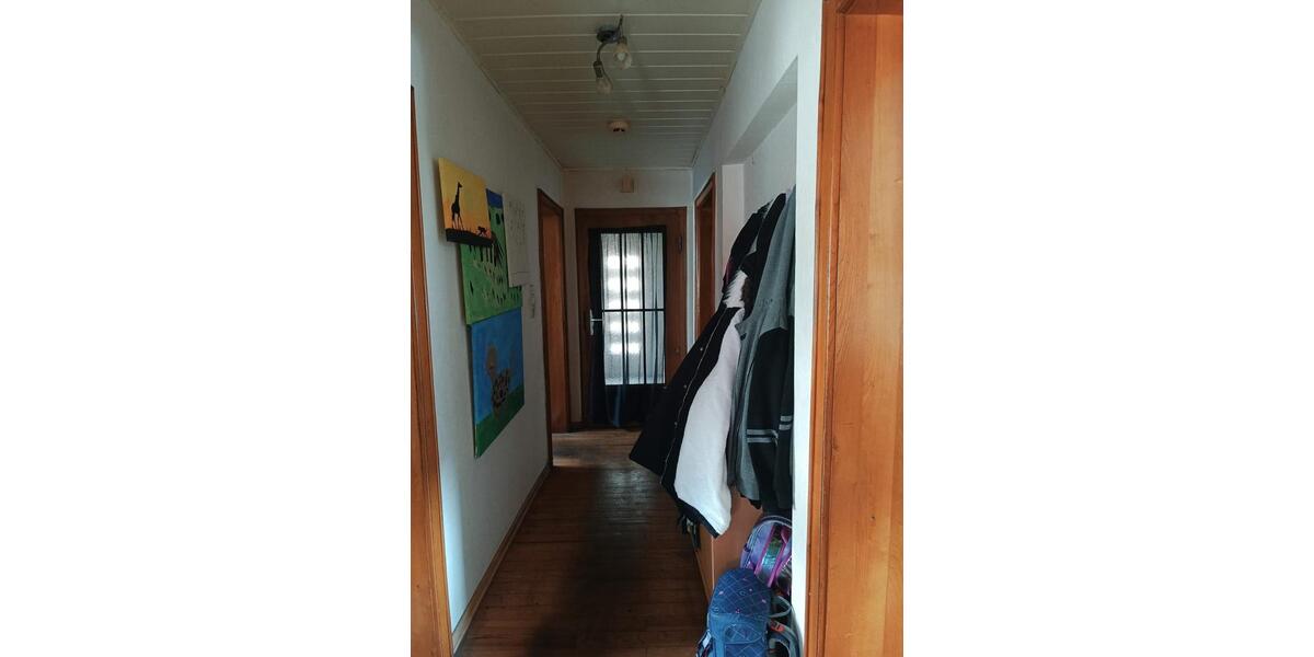 Etagenwohnung Friedrichsthal - 3 Zimmer, 78 m&sup2;, 600&euro; | Angebot:25063980