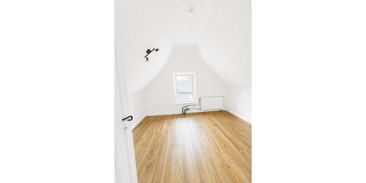 Etagenwohnung Sankt Wendel - 4 Zimmer, 130 m&sup2;, 1.100&euro; | Angebot:26624295