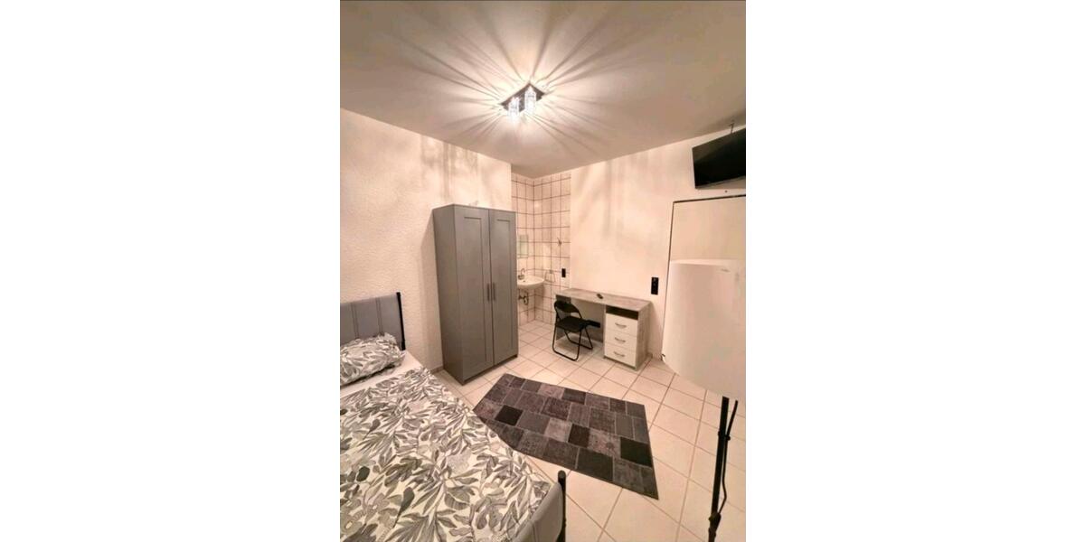 Erdgeschoßwohnung Saarbrücken Neue Bremm - 1 Zimmer, 15 m&sup2;, 430&euro; | Angebot:26422343