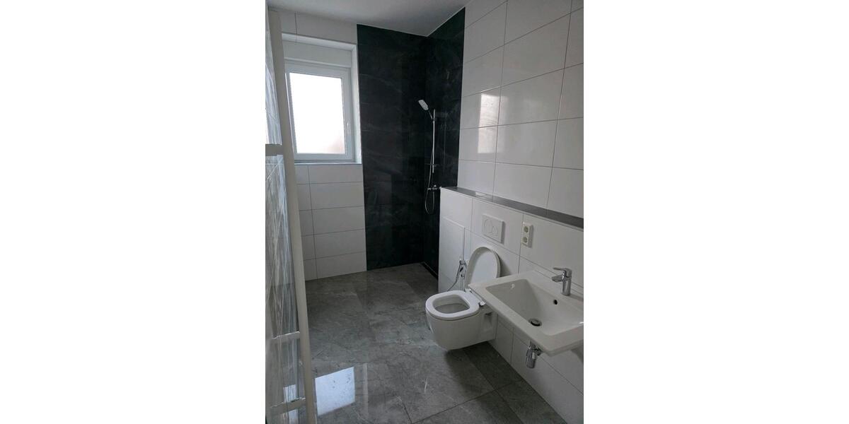 Erdgeschoßwohnung Neunkirchen - 2 Zimmer, 85 m&sup2;, 650&euro; | Angebot:25370253