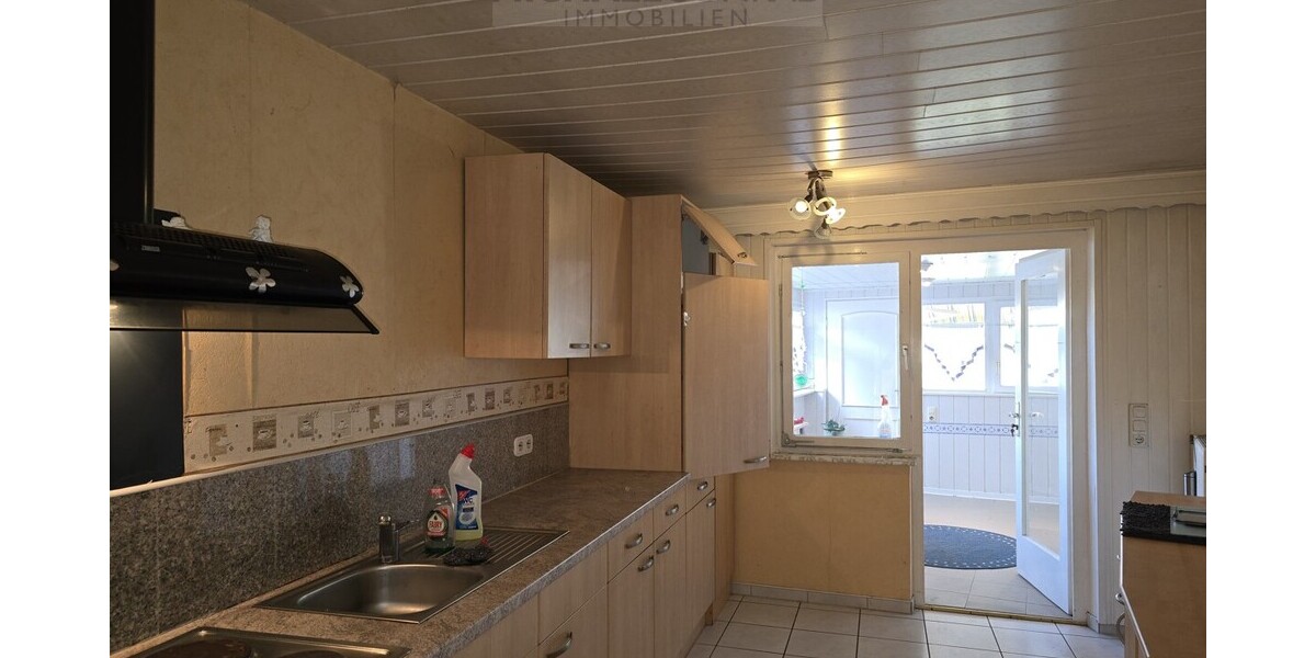 Gepflegtes Einfamilienhaus im Zentrum von Schmelz zum Kauf - Reihenendhaus Schmelz / Außen Außen | Angebot:27332904