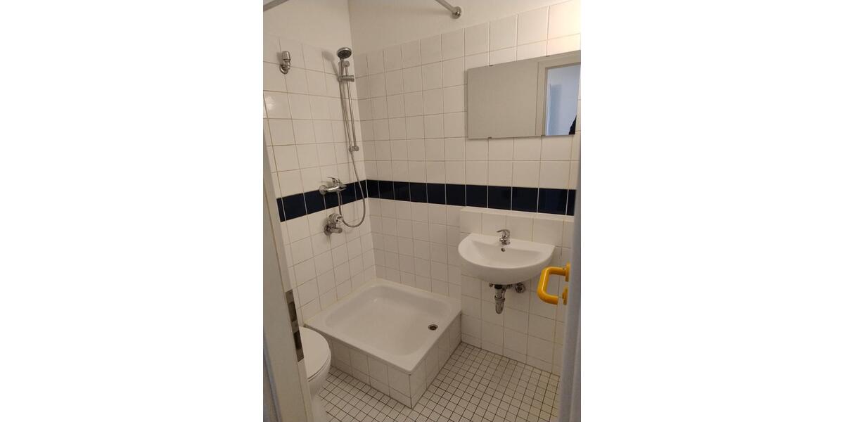 Dachgeschoßwohnung Saarbrücken Kieselhumes - 1 Zimmer, 22 m&sup2;, 70.000&euro; | Angebot:25377773