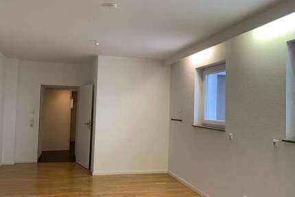 Wohnung Homburg - 3 Zimmer, 120 m&sup2;, 1.200&euro; | Angebot:24454470