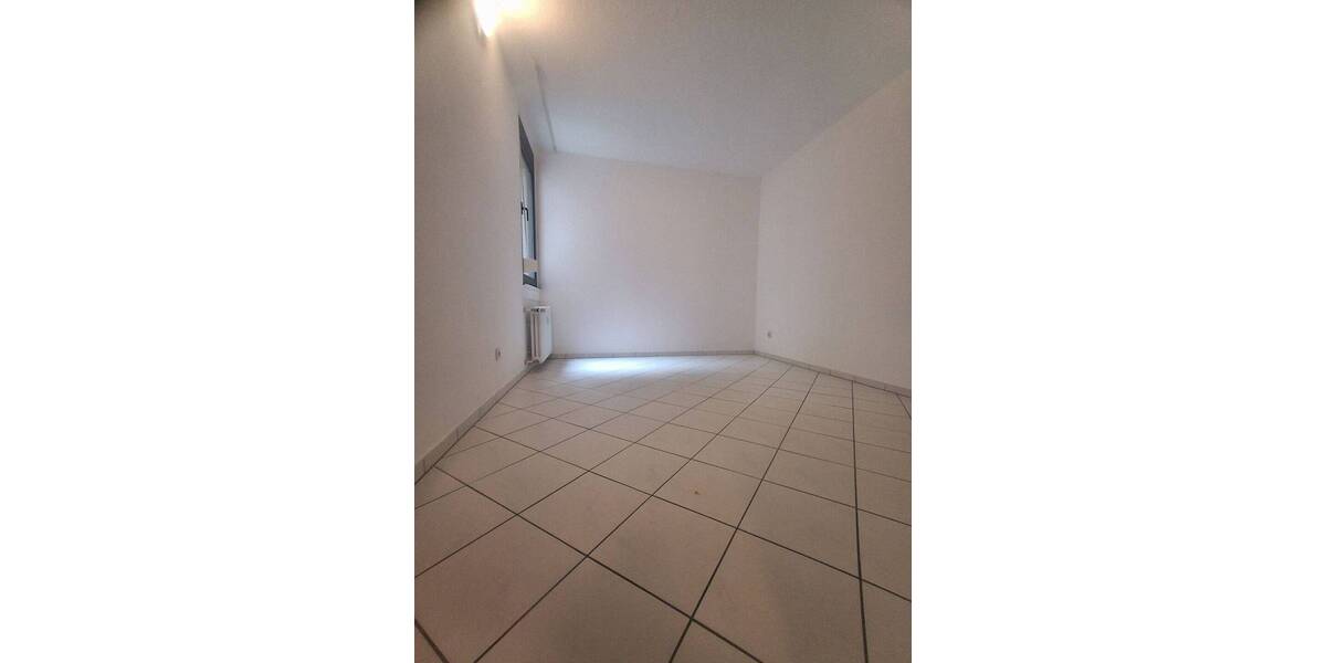 Etagenwohnung Saarbrücken Eschberg - 2 Zimmer, 47 m&sup2;, 520&euro; | Angebot:26499142