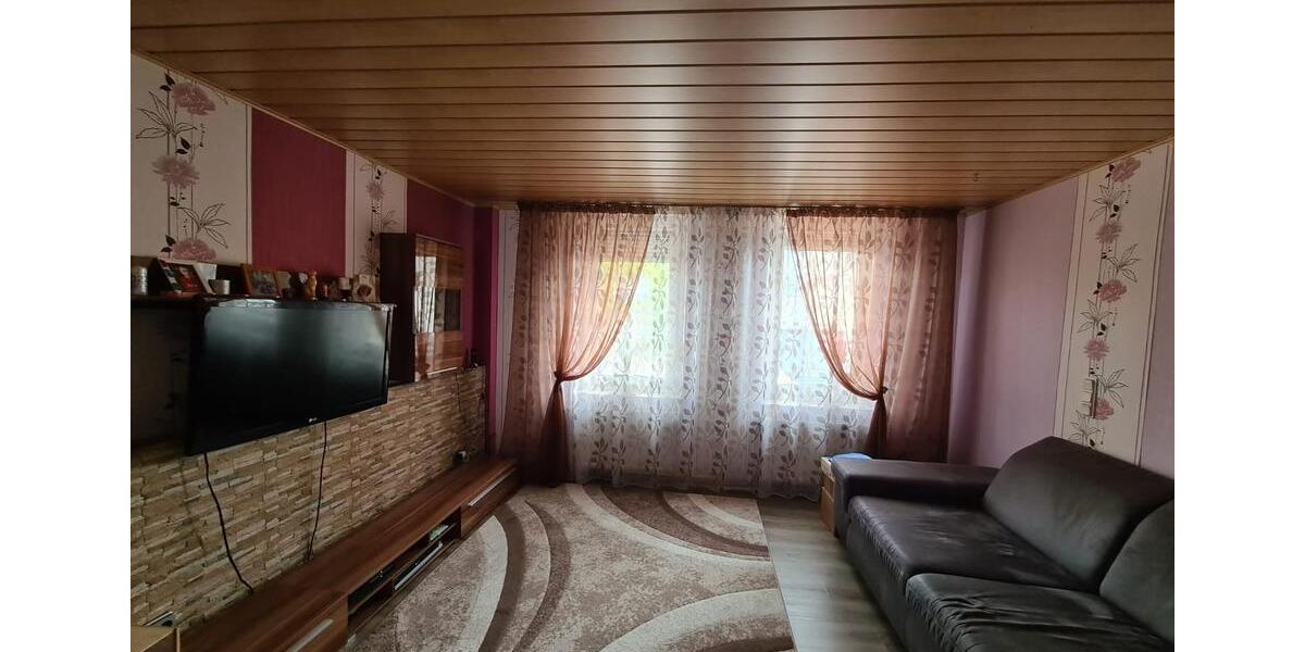 Reihenhaus Dillingen (Saar) - 7 Zimmer, 120 m&sup2;, 205.000&euro; | Angebot:25357278