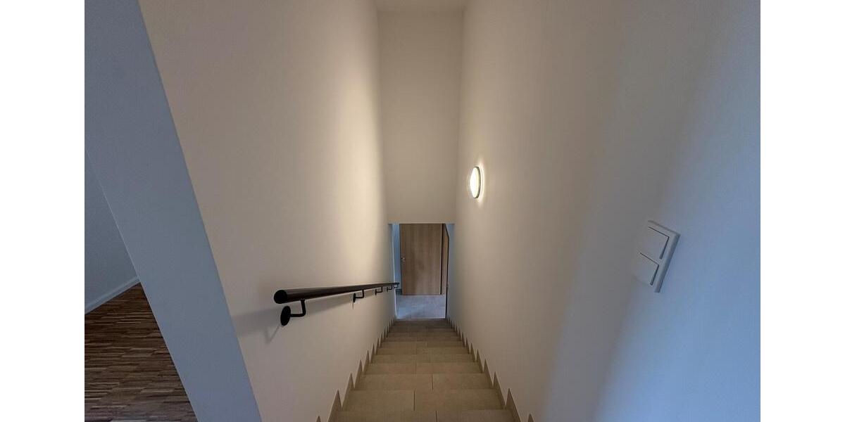 Maisonettenwohnung Saarbrücken Neue Bremm - 4 Zimmer, 95 m&sup2;, 1.235&euro; | Angebot:24780730