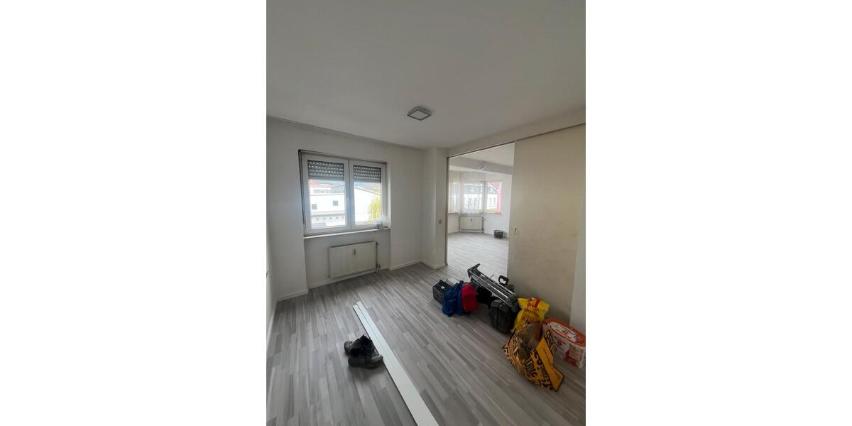 Etagenwohnung Völklingen - 2 Zimmer, 55 m&sup2;, 670&euro; | Angebot:25589317