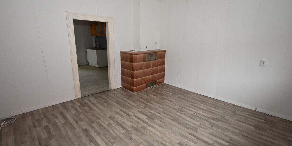 Einfamilienhaus Bexbach / Frankenholz Frankenholz - 7 Zimmer, 148 m&sup2;, 115.000&euro; | Angebot:25706690