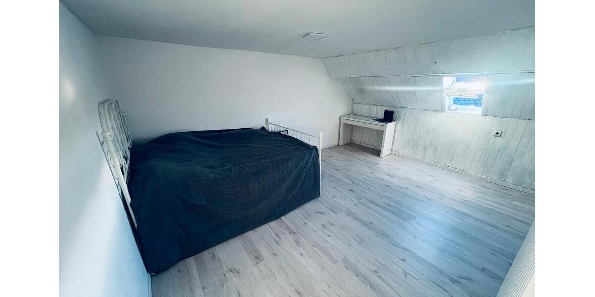 Einfamilienhaus Blieskastel - 8 Zimmer, 180 m&sup2;, 220.000&euro; | Angebot:26962952