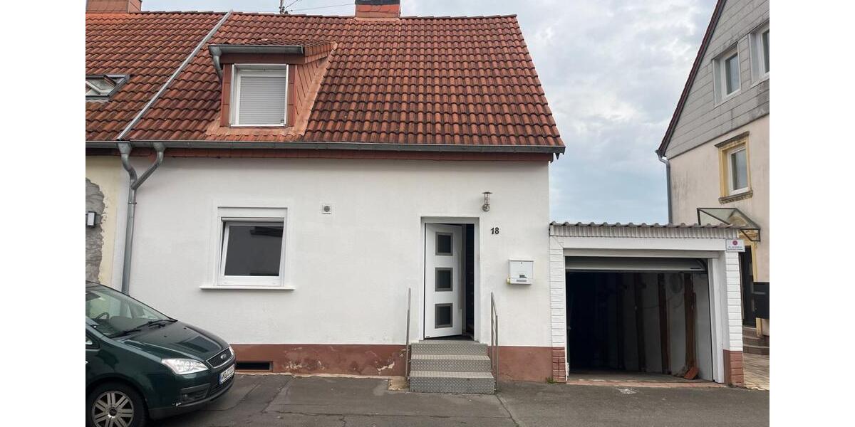 Etagenwohnung Sankt Wendel - 1 Zimmer, 18 m&sup2;, 300&euro; | Angebot:25568386