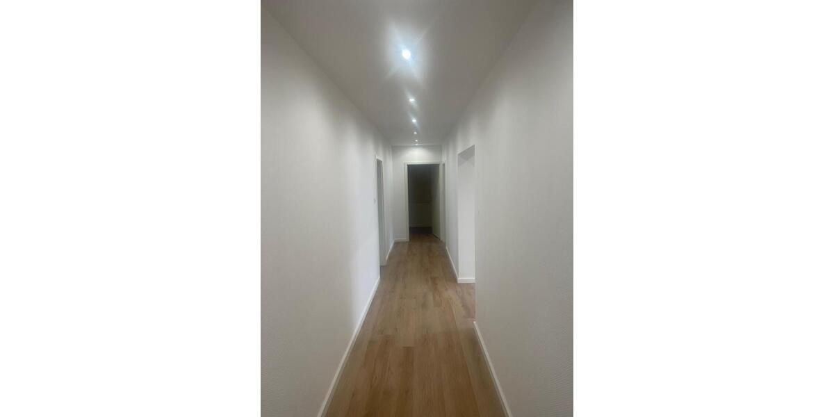 Etagenwohnung Eppelborn - 3 Zimmer, 125 m&sup2;, 1.100&euro; | Angebot:26653369