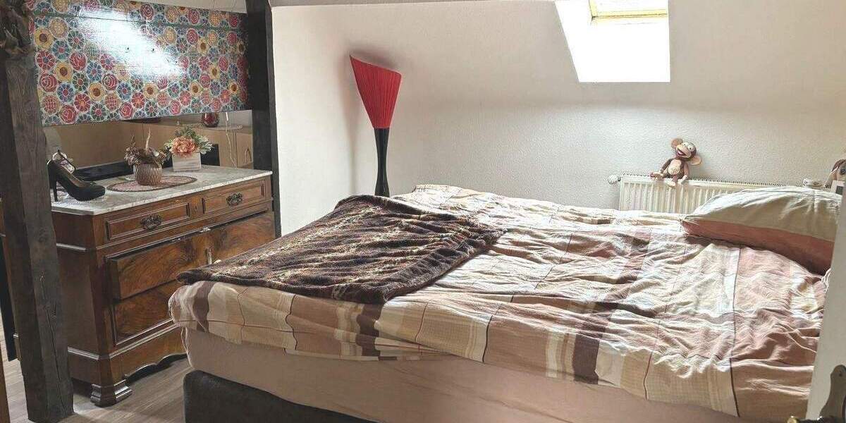 Einfamilienhaus Schwalbach Hülzweiler - 5 Zimmer, 123 m&sup2;, 129.000&euro; | Angebot:25667219