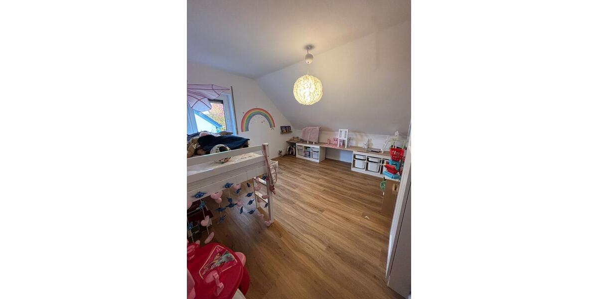 Einfamilienhaus Saarlouis - 7 Zimmer, 172 m&sup2;, 450.000&euro; | Angebot:25391817