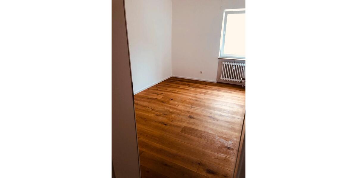 Etagenwohnung Saarbrücken Neue Bremm - 4 Zimmer, 84 m&sup2;, 199.000&euro; | Angebot:26749791